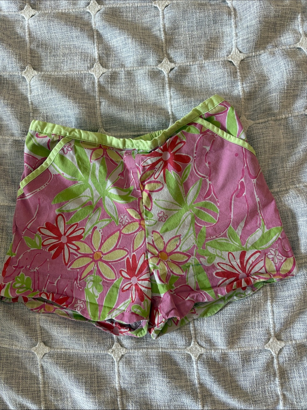 Girl size 6 Lilly Pulitzer Pink Floral Shorts with Lime Trim